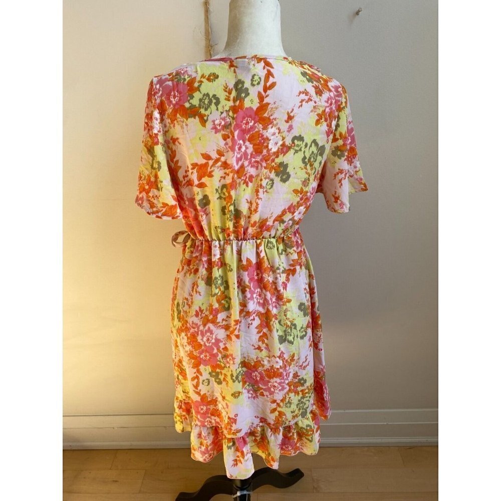 VERO Moda Floral "Lee" Faux Wrap Dress Ruffle Trim - Picture 4 of 8